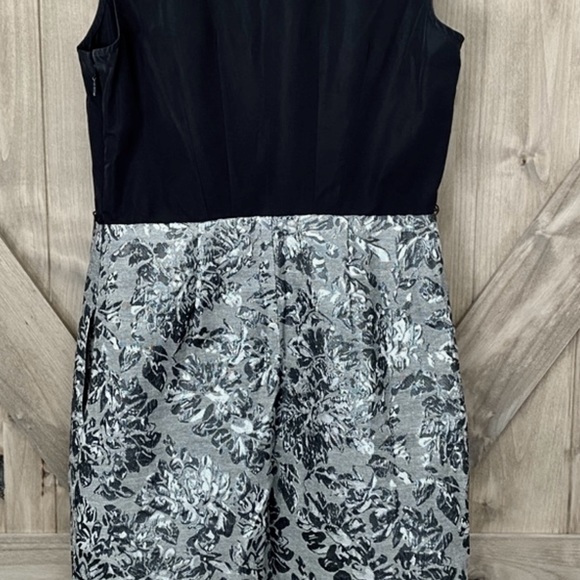 Bcbg MaxAzria dress black and silver brocade - Picture 4 of 6